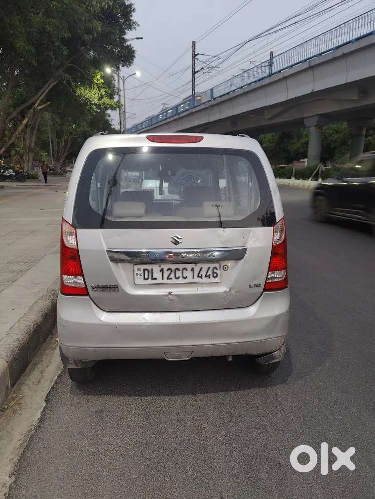 I Am Selling My Wagon R Lxi 2011 July Model All Geniun And Sealed Car
