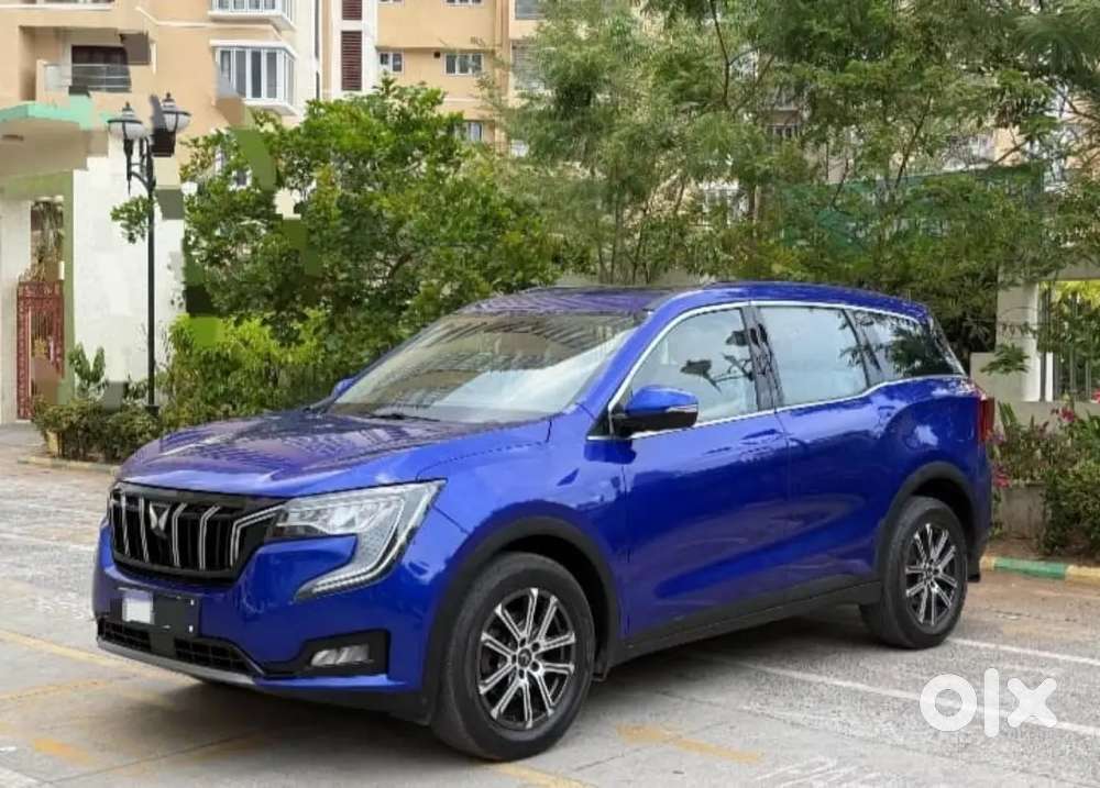 Mahindra Xuv700 Ax7 Diesel  Manual2023 1st Owner