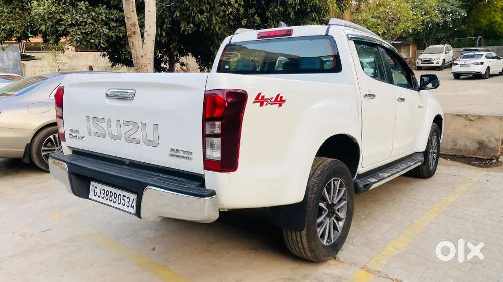 Isuzu V-cross 2020 Camper