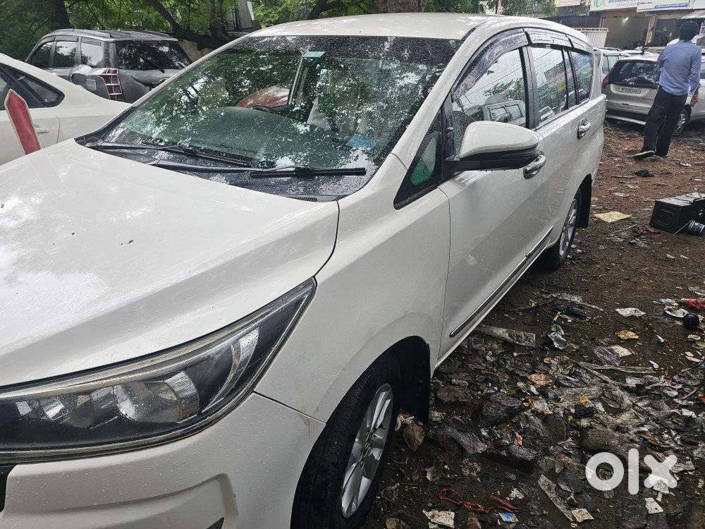 Toyota Innova Crysta 2.4 Gx Mt 8s, 2018, Diesel