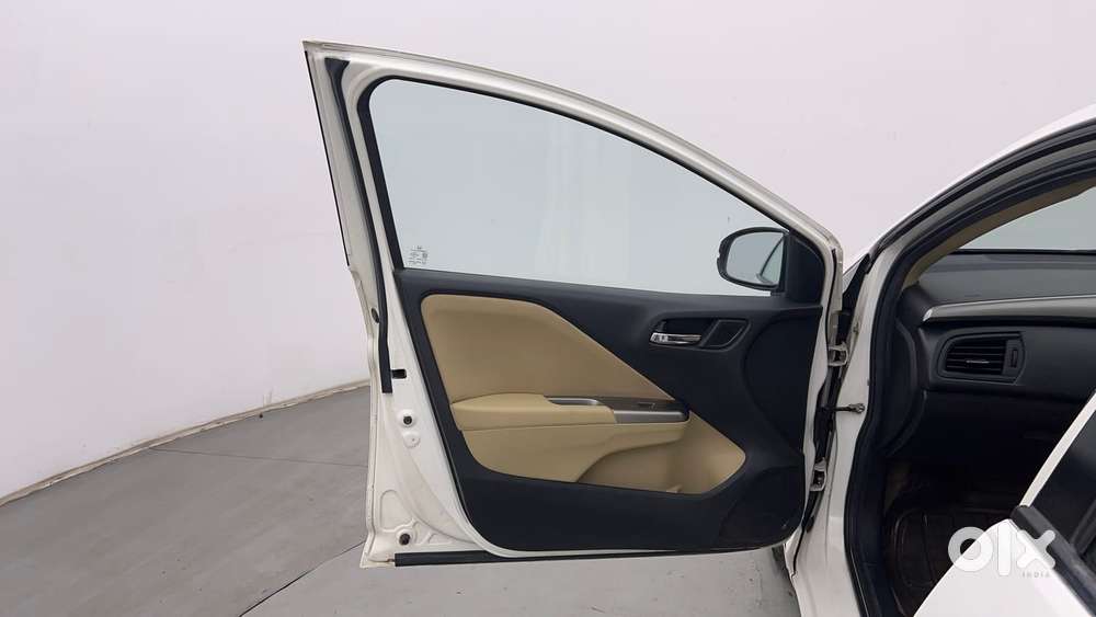 Honda City I-vtec S, 2016, Petrol