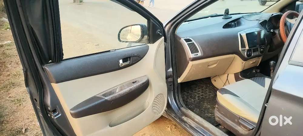 Hyundai I20 2011 Cng