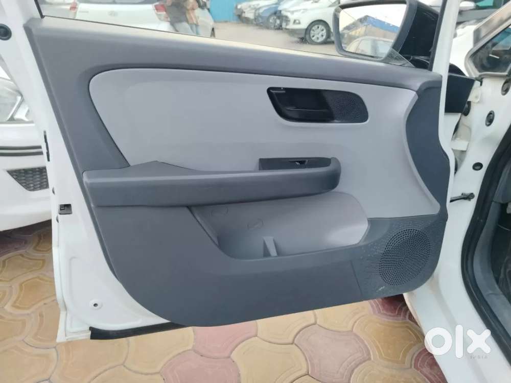 Tata Altroz 1.2 Xt, 2021, Petrol