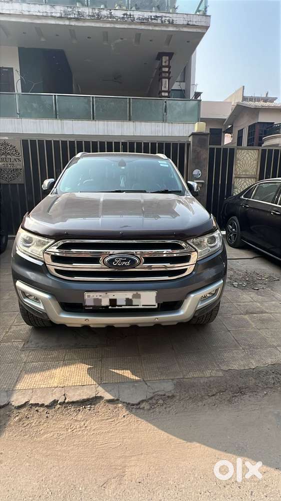 Ford Endeavour 3.2 Titanium At 4x4, 2017, Diesel