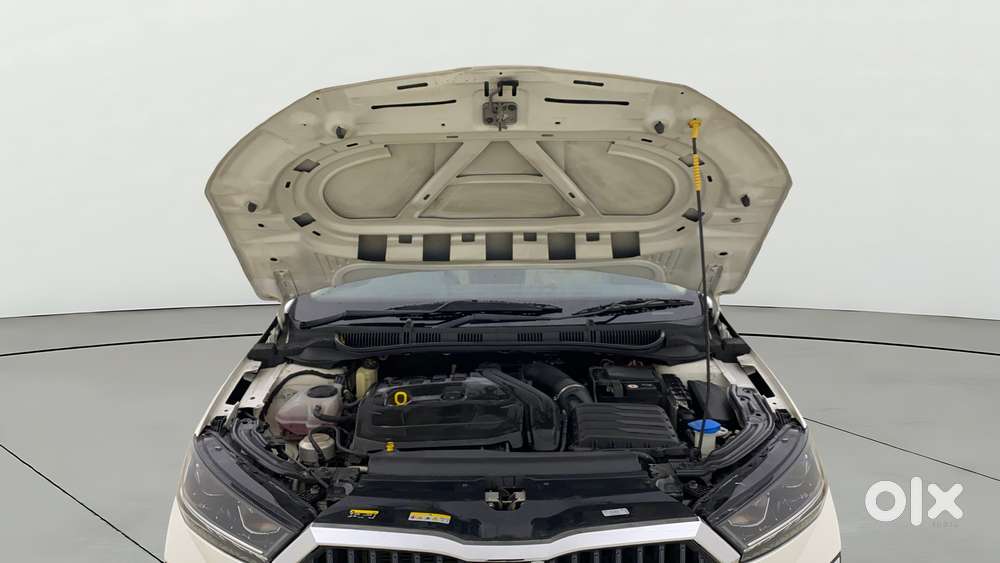 Skoda Slavia 1.5 Tsi Style Dsg, 2022, Petrol