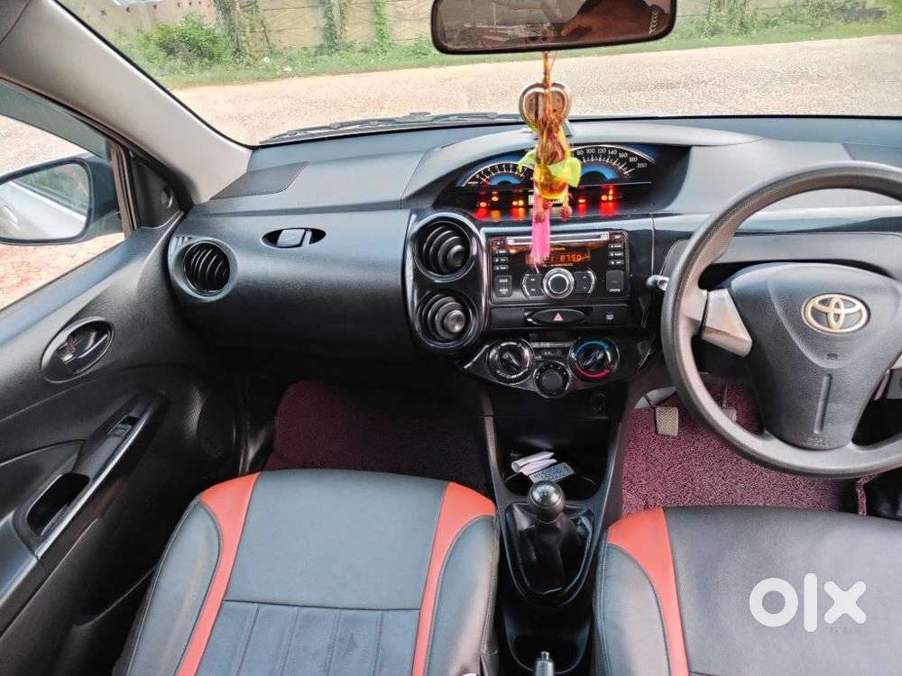 Toyota Etios Cross 1.2l G, 2015, Petrol