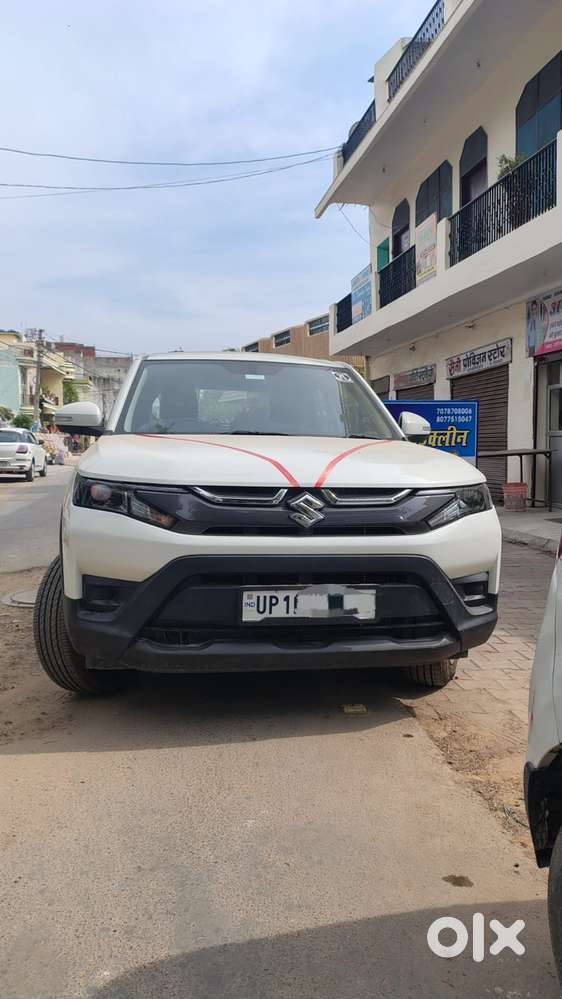 Maruti Suzuki Brezza Vxi At, 2024, Petrol
