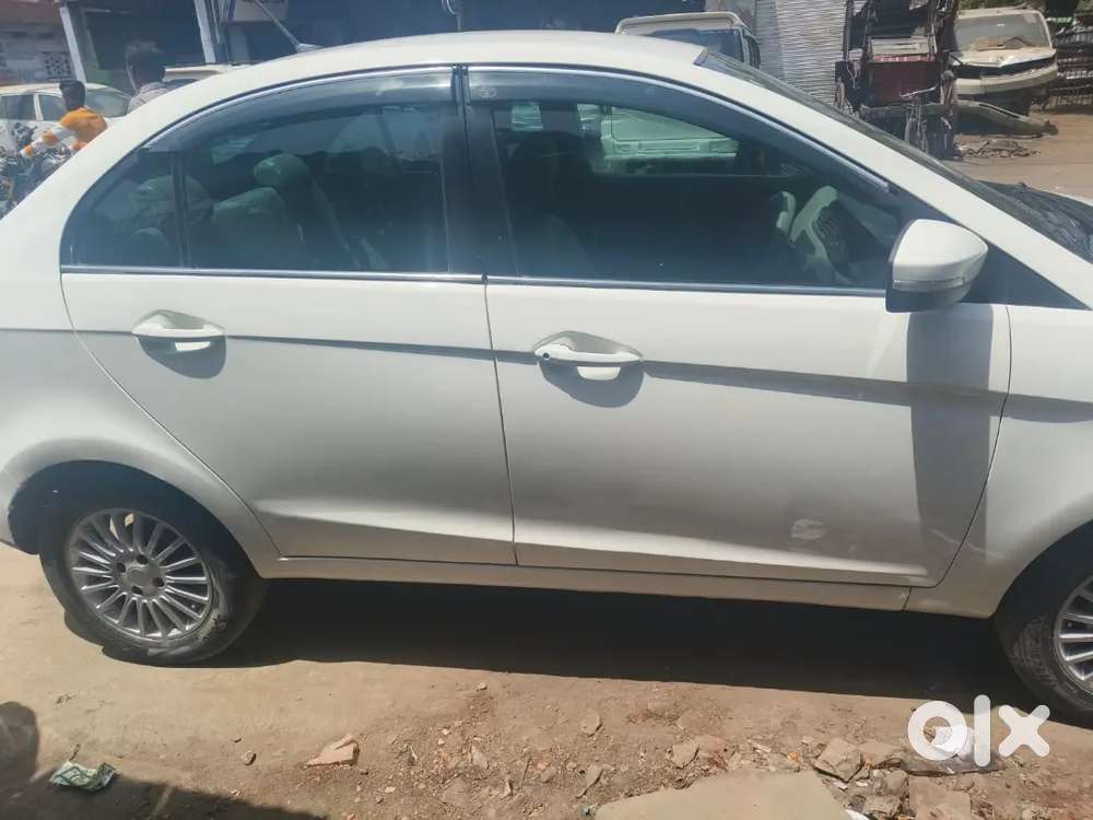 Tata Zest Revotron 2015