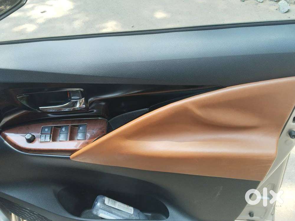 Toyota Innova Crysta