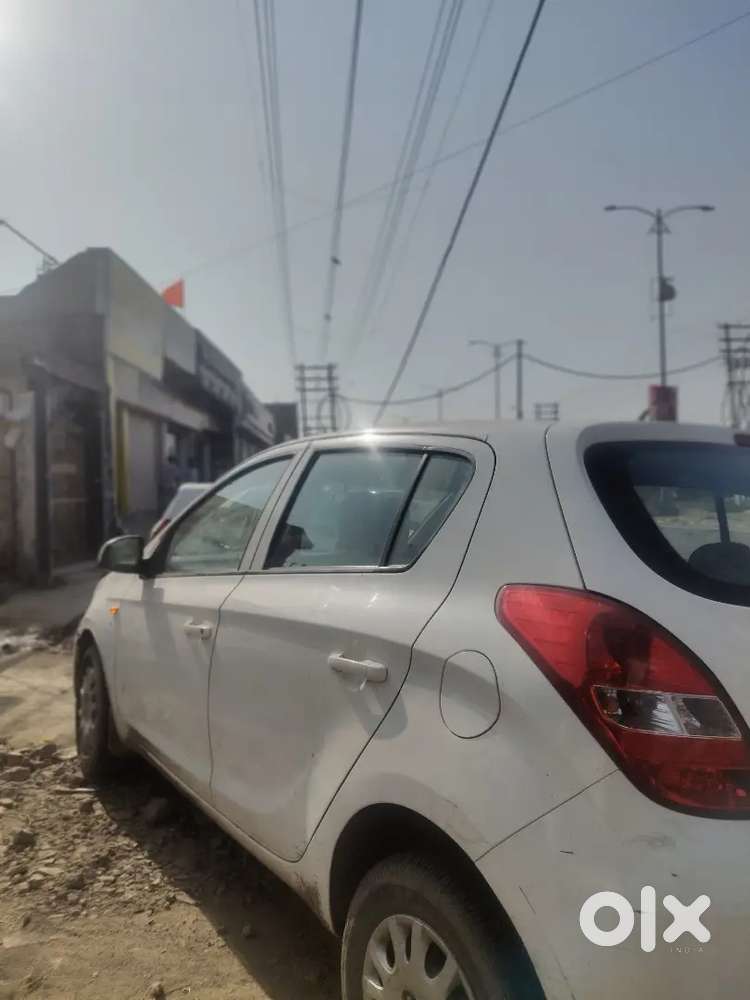 Hyundai I20 2011 Petrol Well Maintained