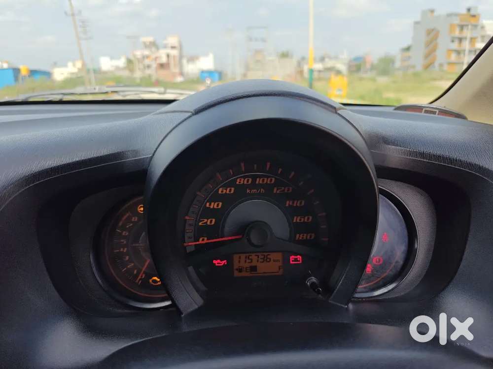 Honda Amaze Model 2014 Petrol Variant For Sale In Awesome Condition