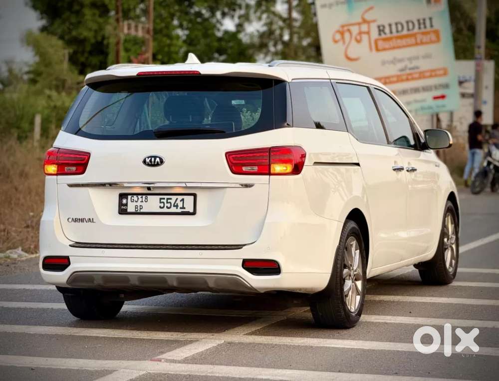 Kia Carnival Limousine, 2021, Diesel