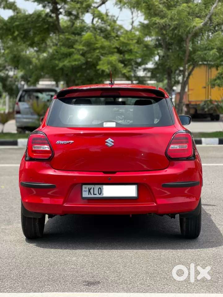 Maruti Suzuki Swift Vxi, 2022, Petrol