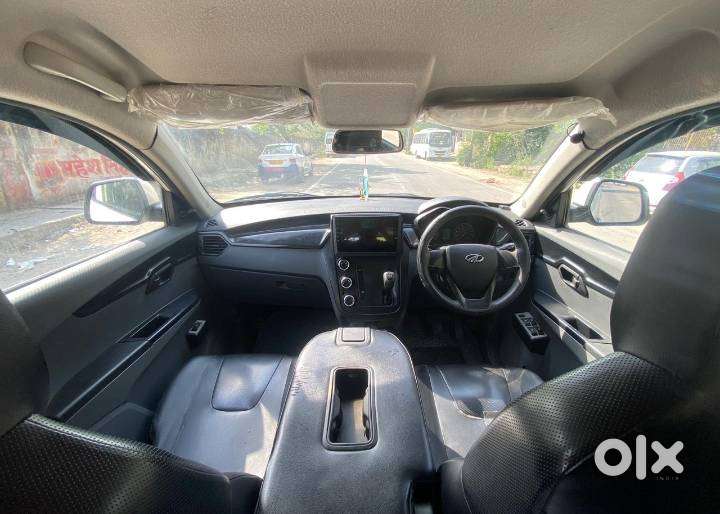 Kuv100 2018 Model Clean Car  All Papers Clear  Negotiable