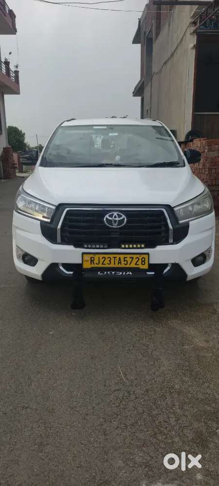 Toyota Innova Crysta 2018 Diesel Manual