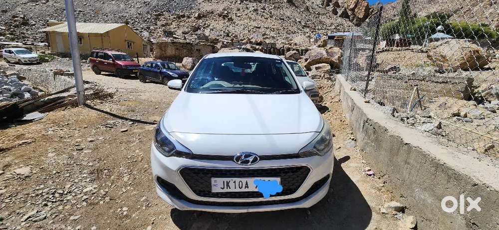 Hyundai Elite I20 2017 Petrol 68000 Km Driven