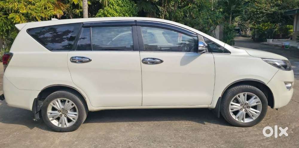 Innova Crysta