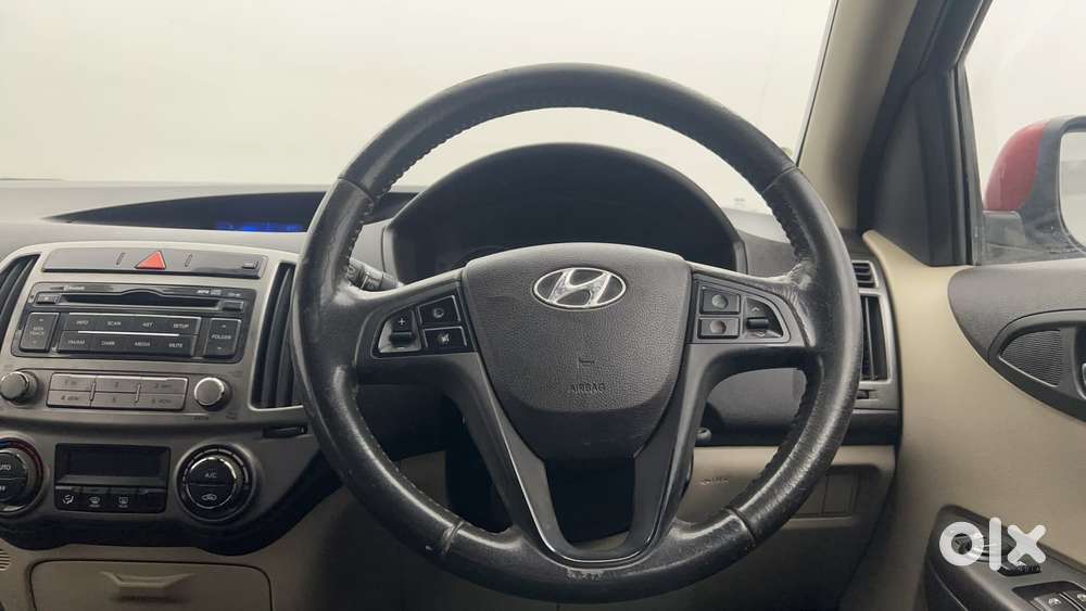 Hyundai I20 Sportz 1.4 Crdi, 2014, Diesel