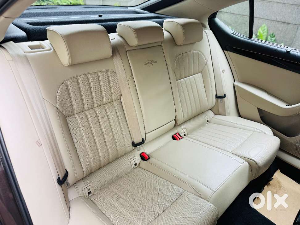 Skoda Superb 2.0 L&k Tsi At, 2019, Petrol
