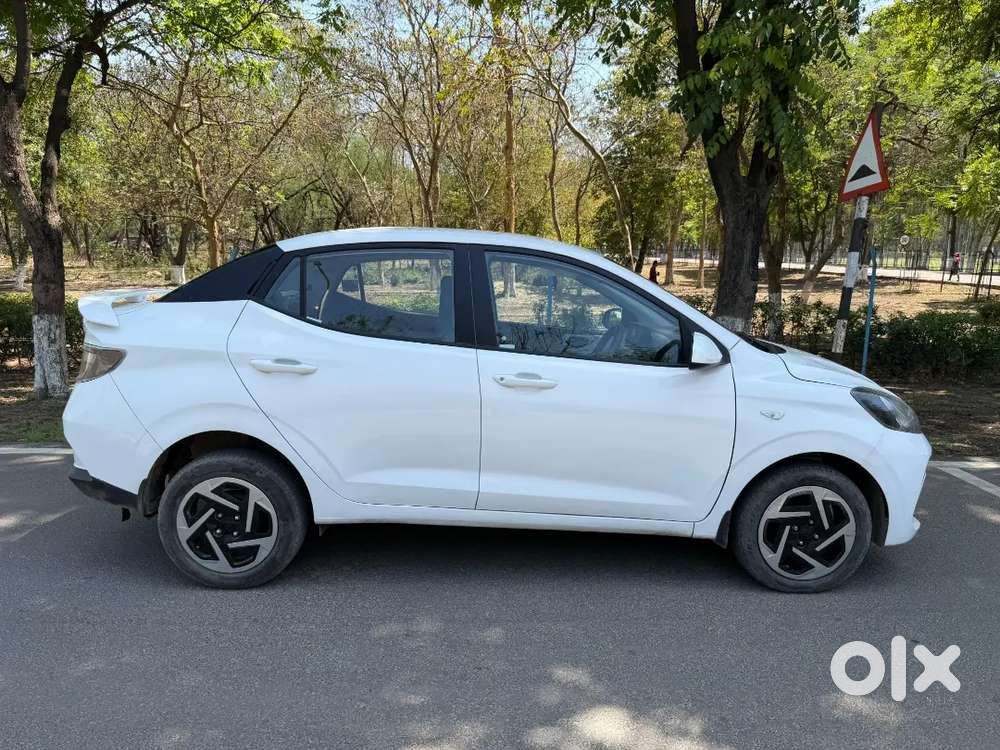 Hyundai Aura 2025 Cng & Hybrids 30000 Km Driven