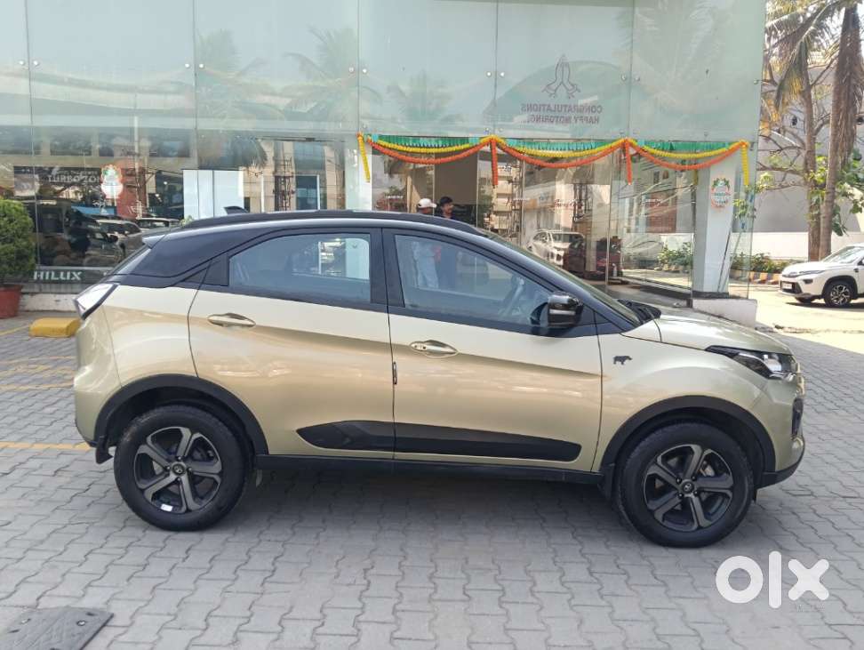 Tata Nexon Xz Plus (hs), 2022, Petrol