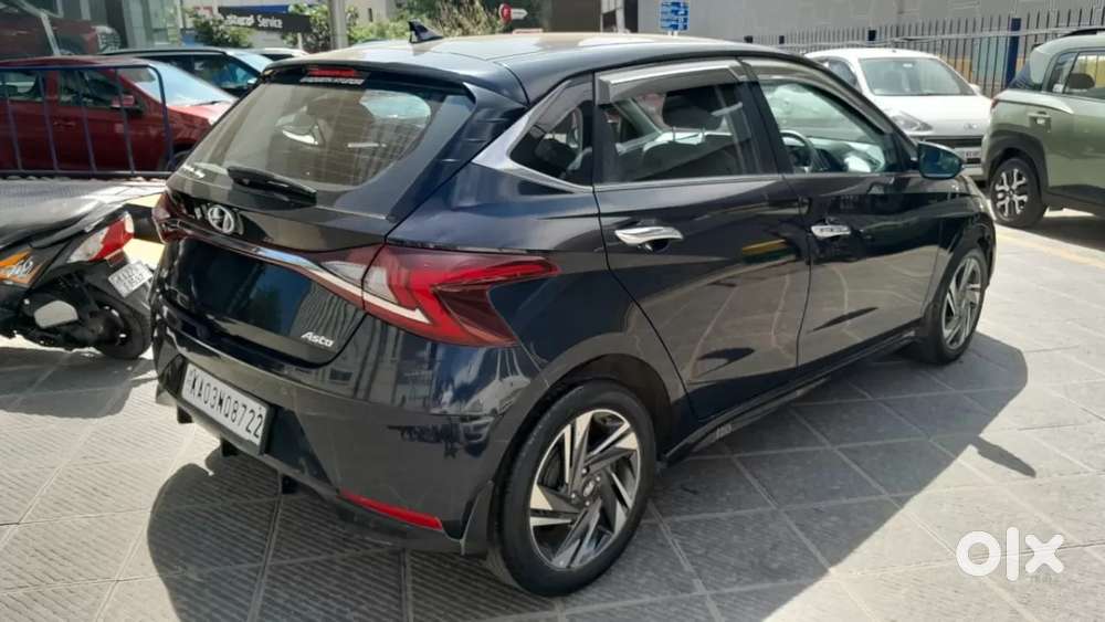 Hyundai I20 Asta (o) 1.2 Mt, 2023, Petrol