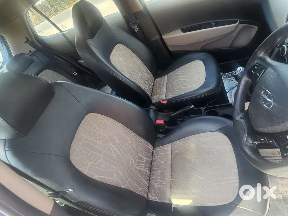 Hyundai Grand I10 Sportz 2019 Petrol Showroom Maintained