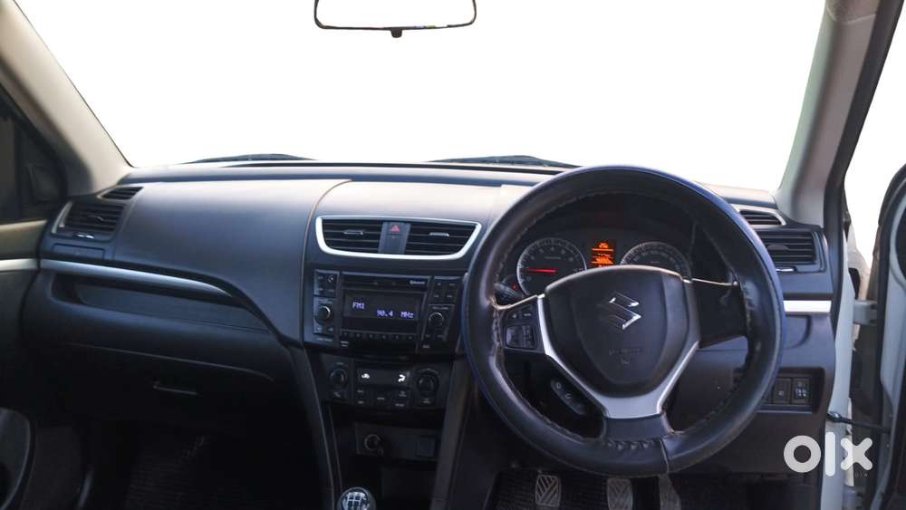 Maruti Suzuki Swift 1.3 Zxi, 2017, Petrol