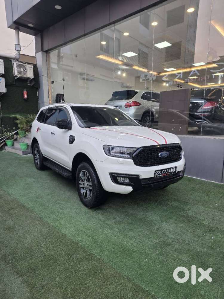 Ford Endeavour 3.2 Titanium At 4x4, 2017, Diesel
