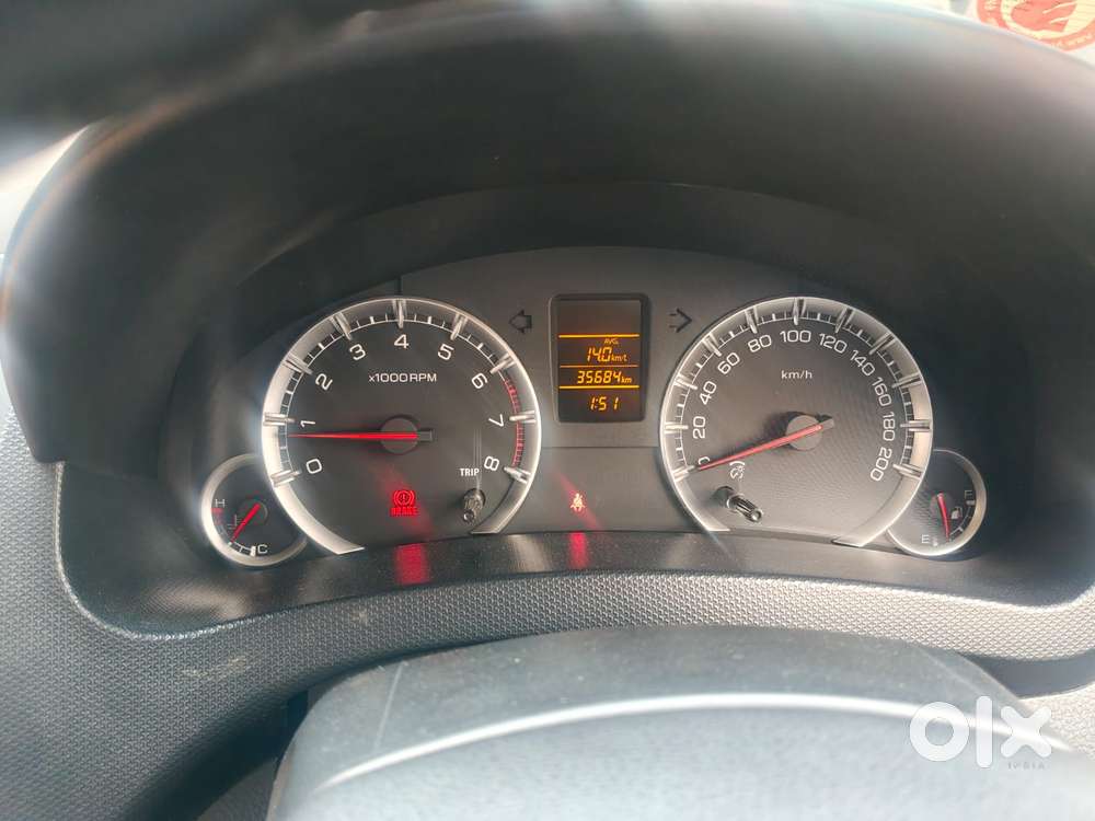 Maruti Suzuki Swift Vxi 1.2 Abs Bs-iv, 2013, Petrol