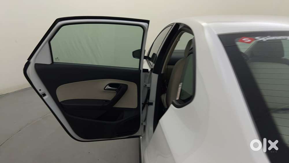 Volkswagen Vento 1.6 Highline, 2022, Petrol