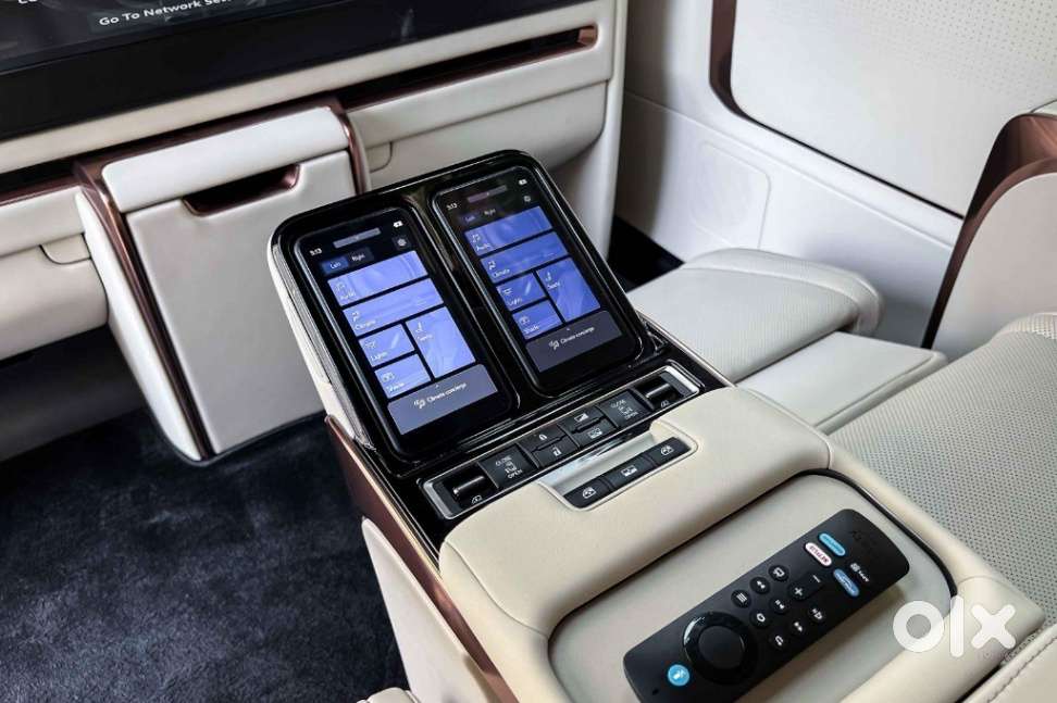 Lexus Lm 350h 4 Str Ultra Luxury, 2025, Petrol