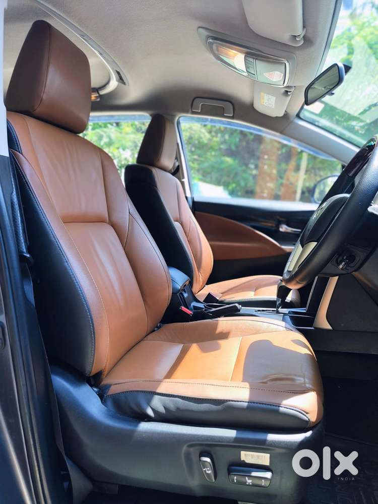 Toyota Innova Crysta