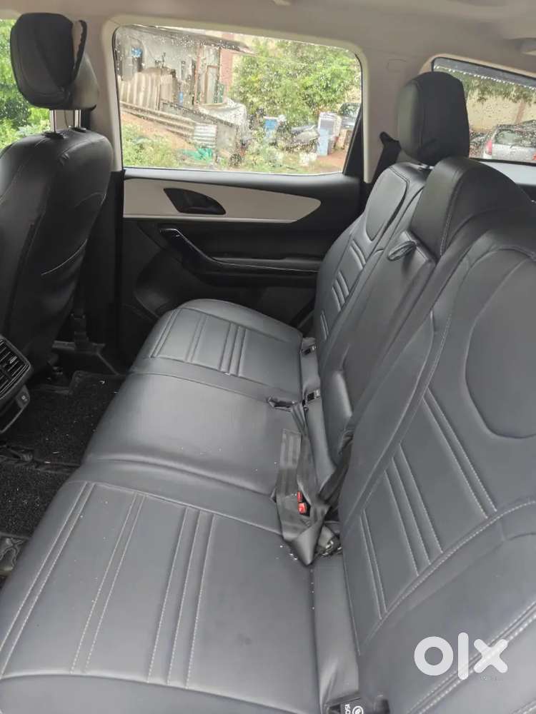 Mahindra Xuv700 Diesel 2025
