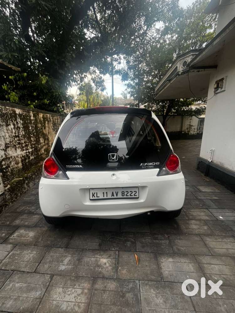 Honda Brio 2014 Petrol Well Maintained