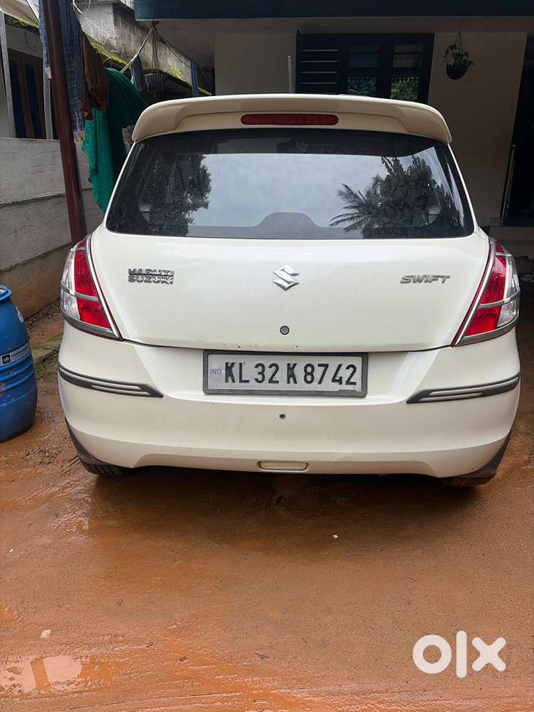 Maruti Suzuki Swift 2017 Petrol Well Maintained