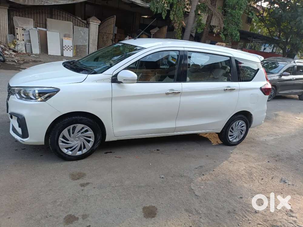 Maruti Suzuki Ertiga 2022 Cng & Hybrids 250000 Km Driven