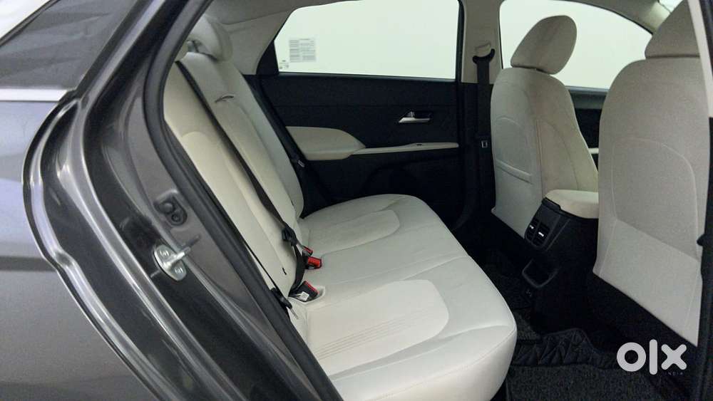 Hyundai Verna 1.5 Sx Petrol Mt, 2023, Petrol