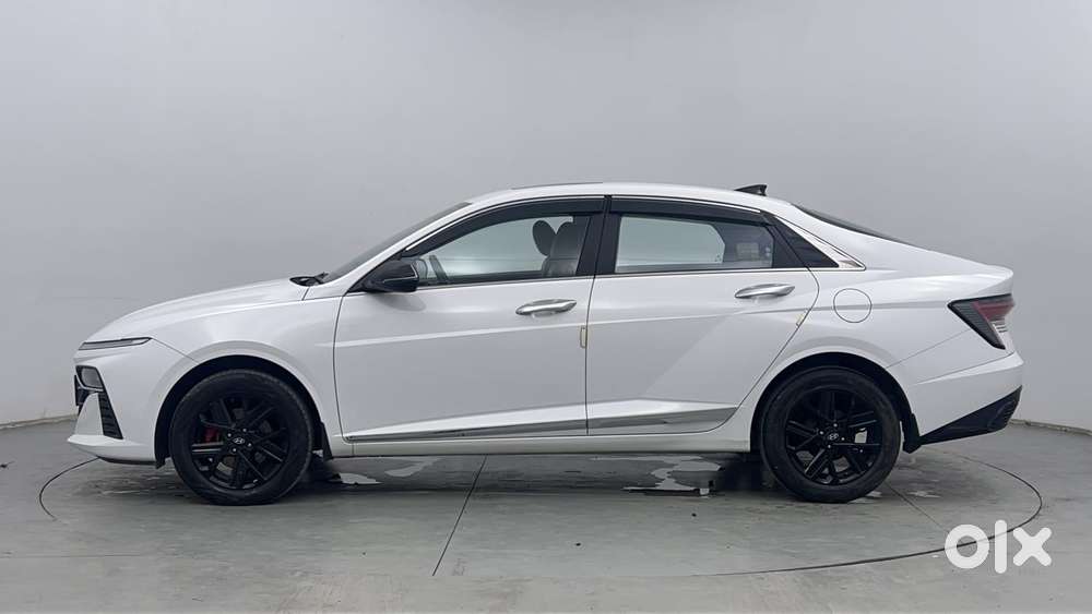 Hyundai Verna 1.5 Sx Turbo Petrol Mt, 2023, Petrol