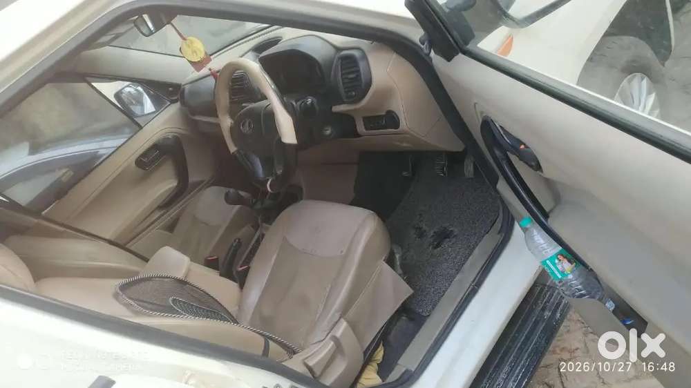 Mahindra Tuv 300 2017 Model
