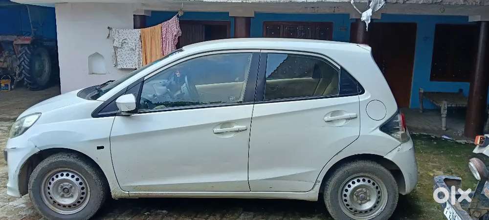 Best Condition H 50%tyre H Original Paint H Back Camera+ Display H