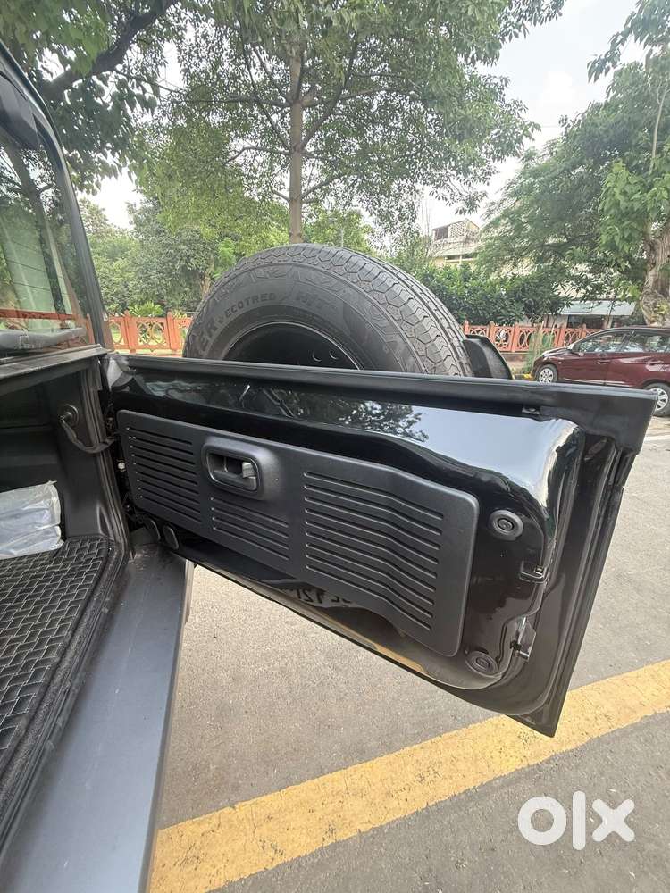 Mahindra Thar Roxx Mx5 Rwd At, 2025, Petrol