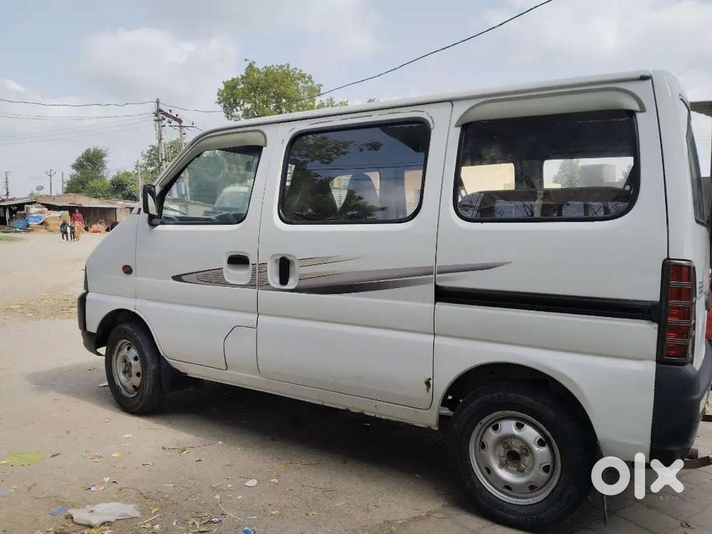 Maruti Suzuki Eeco 2015 Cng & Hybrids 199000 Km Driven