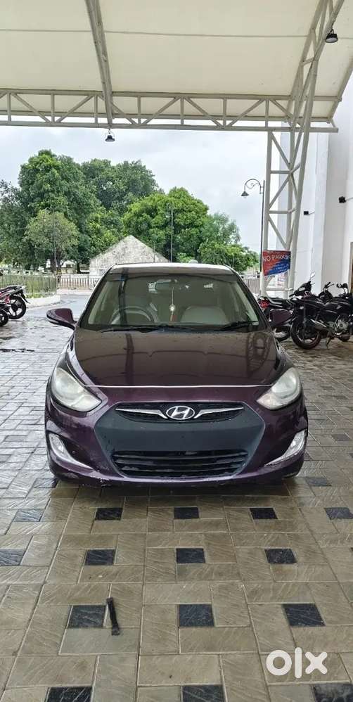 Hyundai Verna Diesel Manual 2nd Well-maintained Car