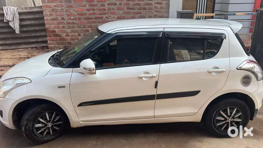 Maruti Suzuki Swift Dzire 2012 Diesel 92000 Km Driven