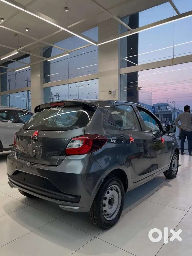 Tata Tiago Base Model 2026