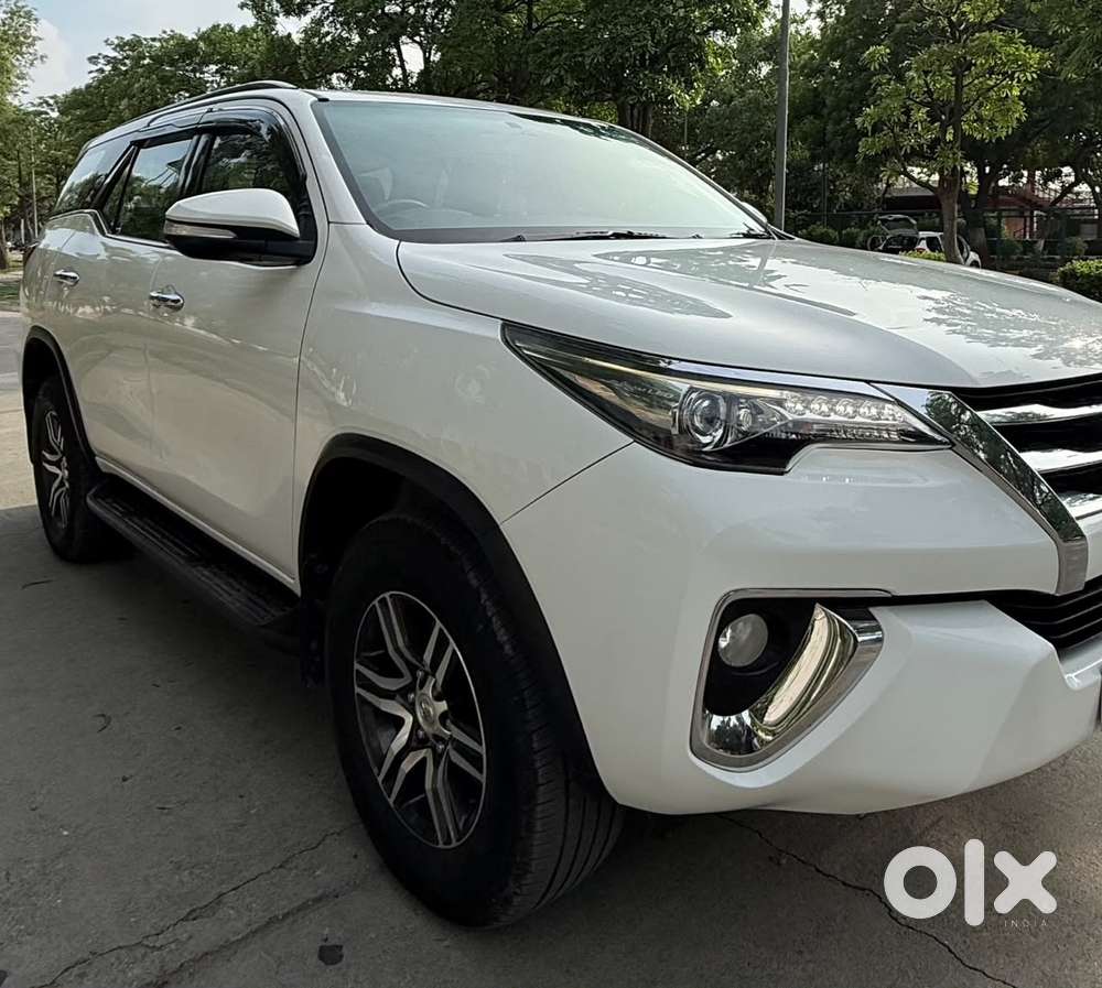 Toyota Fortuner 4x2 At 2.8 Diesel, 2017, Petrol