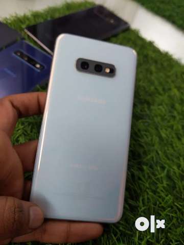 Samsung galaxy best sale s10e silver