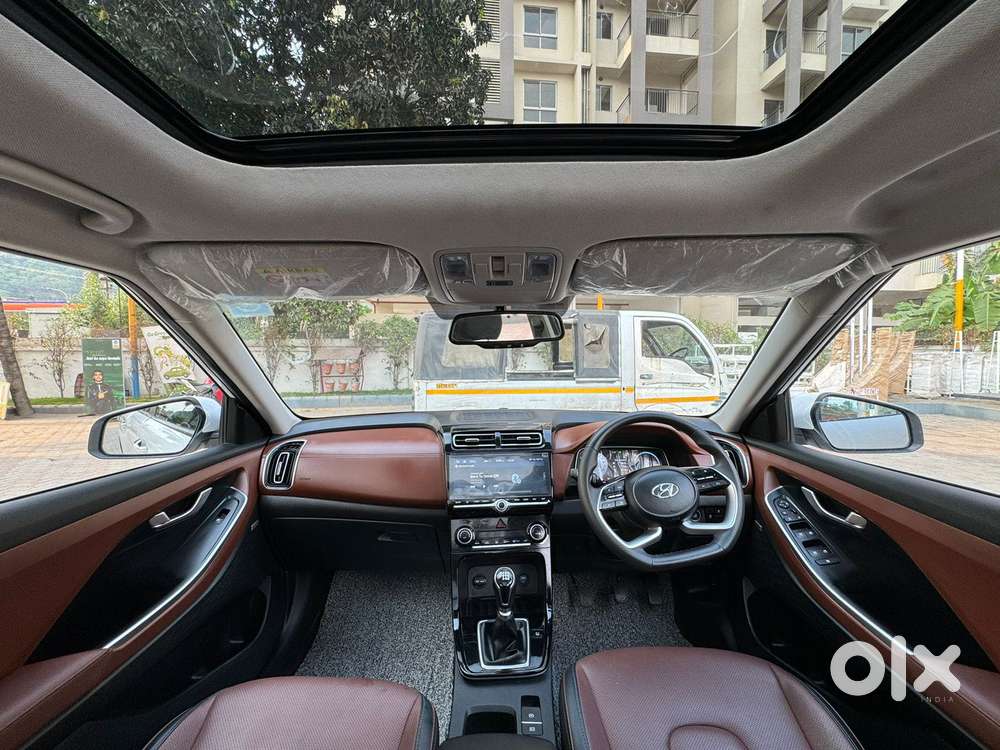 Hyundai Alcazar Platinum 7 Str 1.5 Turbo Petrol Adventure, 2023, Pet..