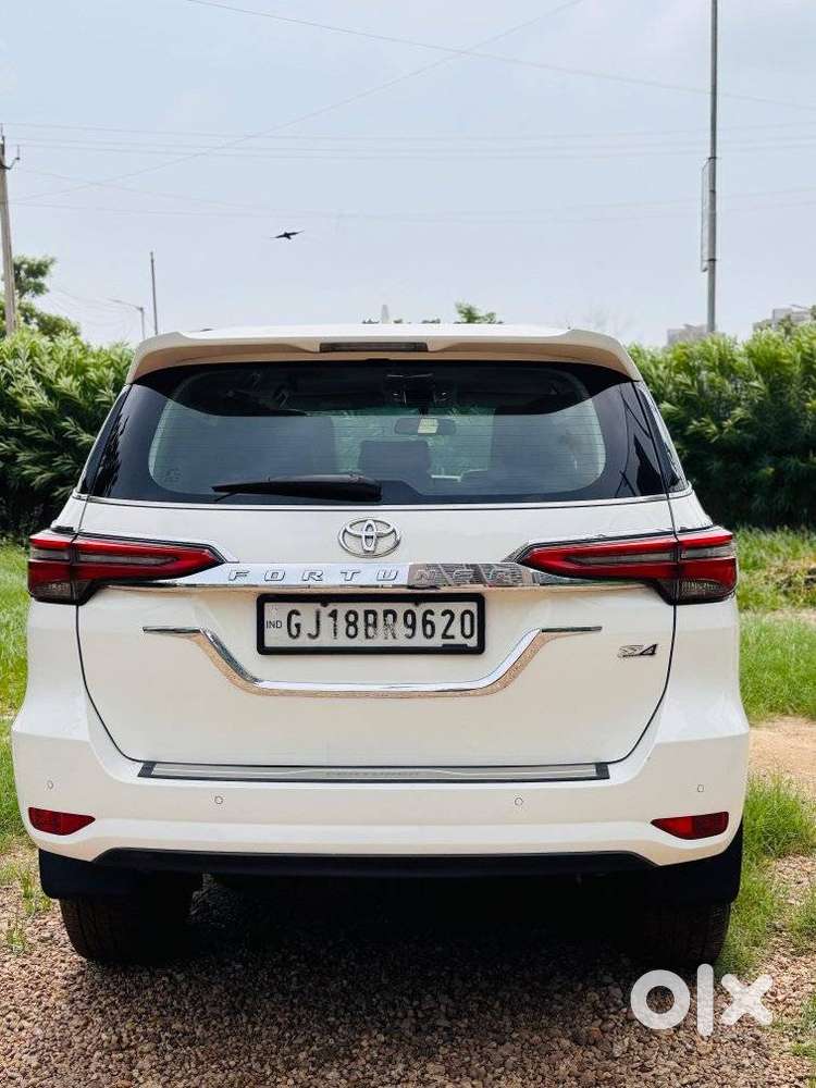 Toyota Fortuner 4x4 Mt 2.8 Diesel, 2022, Diesel